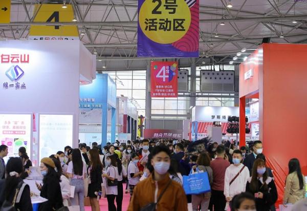 成都美博會展臺精心打造，開啟美業(yè)無限可能